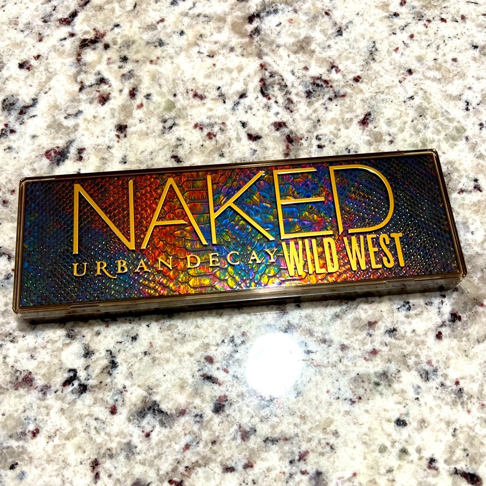 Urban Decay NAKED Wild West eyeshadow palette